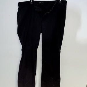 NWOT. Old navy boot cut casual pants, size 20.